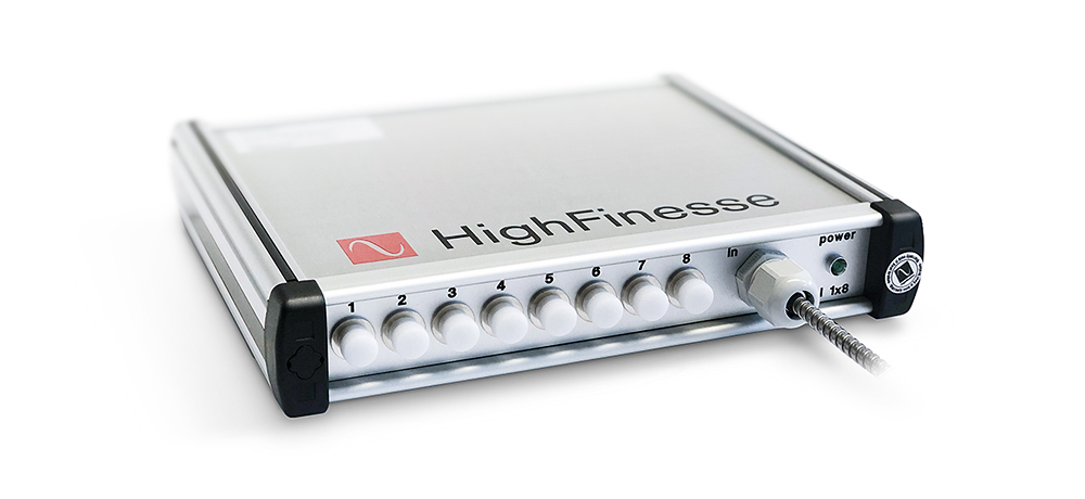 HighFinesse Photonic Crystal Switch